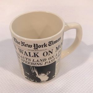 Vintage Men Walk On Moon July 21 1969 Apollo 11Mug New York Times Newspaper